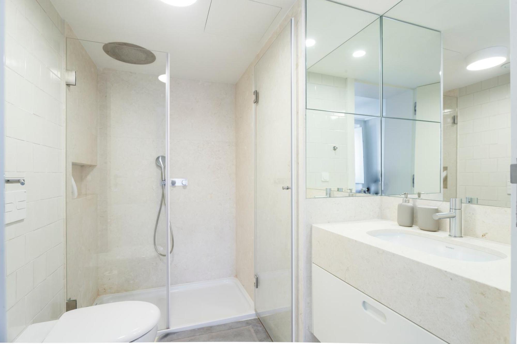 Luxury With Balcony In Downtown * Lisbon