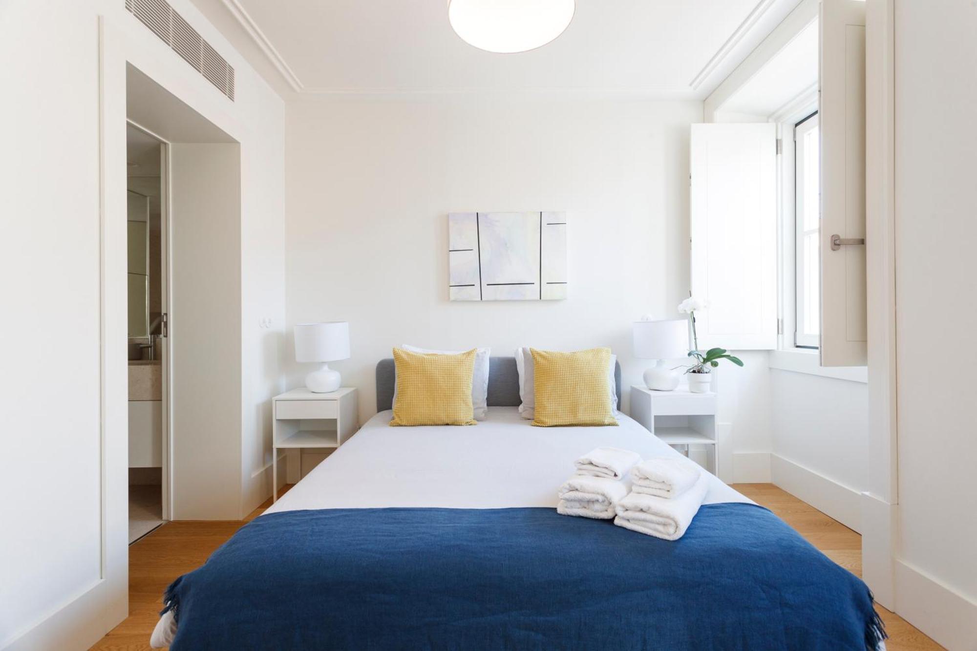 Luxury With Balcony In Downtown Lisboa